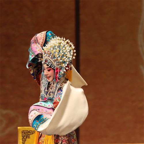 群星匯聚好戲連臺(tái)——2022國(guó)家大劇院戲劇季 教育文化培訓(xùn)的盛宴