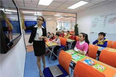 2018年十大最賺錢行業(yè)及教育文化用品研發(fā)銷售前景